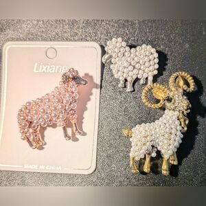 Mama, Papa And Baby Sheep Brooches